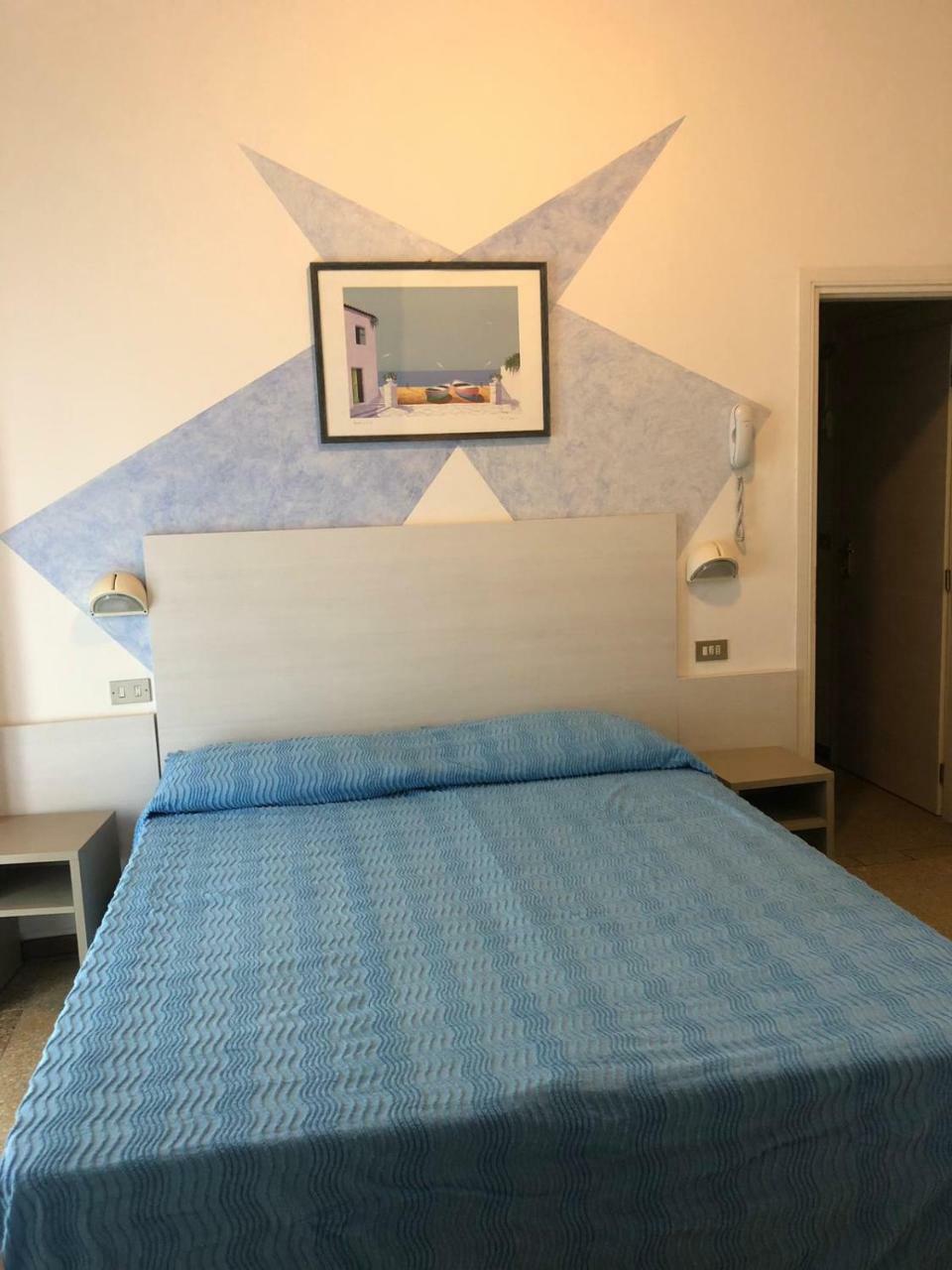 Alevon Hotel 里米尼 外观 照片